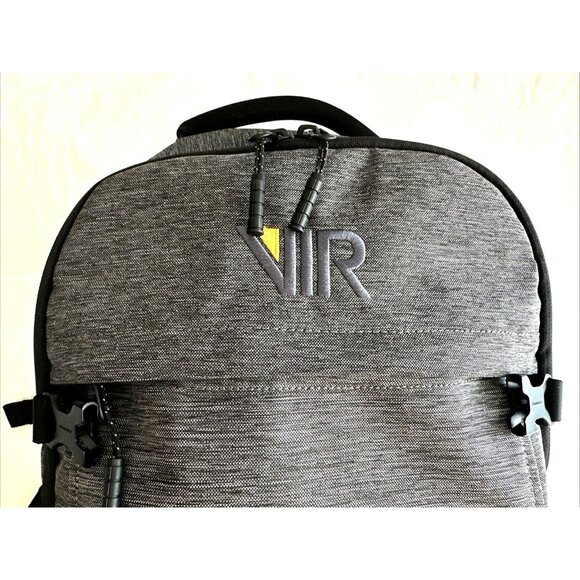 Timbuk2 Division Laptop Backpack Deluxe Grey Eco Static Gray Excellent Condition - Picture 4 of 11